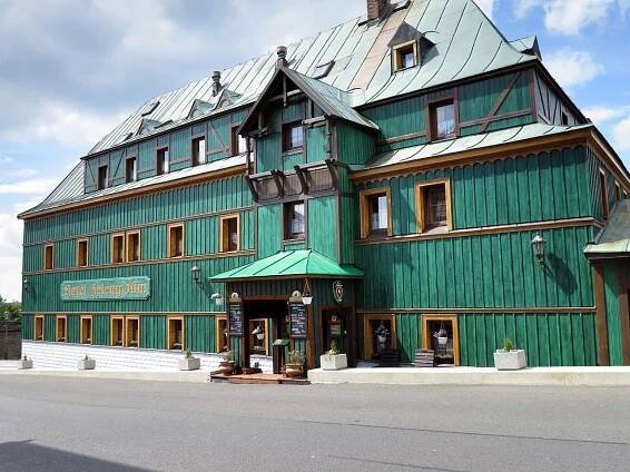 Boží Dar - ubytování, počasí, foto, tipy na výlet, informace