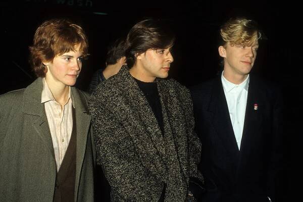 Actress Ally Sheedy, actor Judd Nelson and actor Anthony Michael Hall pose for a portrait in 1986 in Los Angeles, California. 