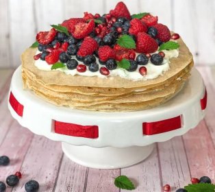 Jednoduchý a rychlý FIT RECEPT ▷ Palačinkový dort ▷ Pečení bez cukru a klasické mouky | Fitness007.cz