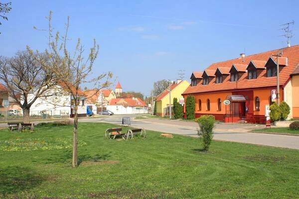 Dolní Dunajovice - putování... - Turistická trasa