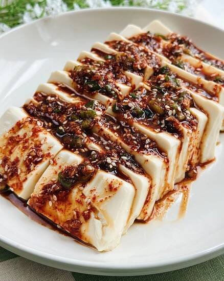 5-Minute Cold Silken Tofu with Spicy Chili Sauce - Taste It with Tia