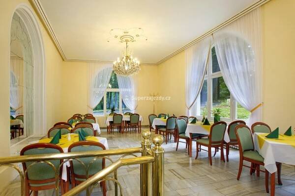 Restaurace v ubytování Ensana Svoboda