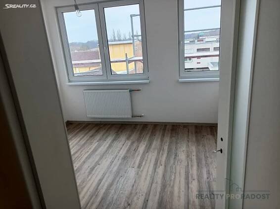 Pronájem Byt 2+kk, Moravní, Rohatec