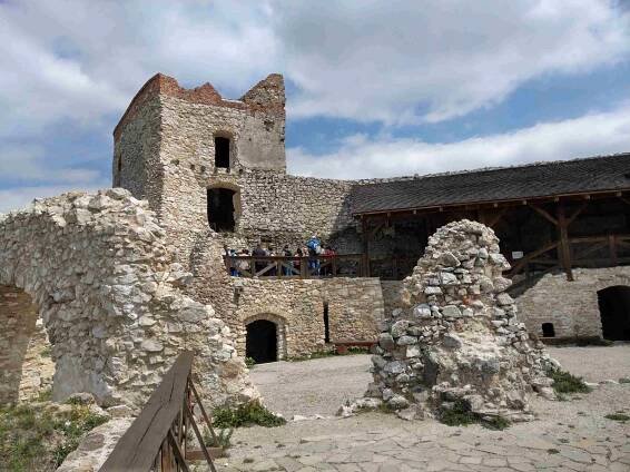 Čachtický hrad - MedvedkuDajLabku