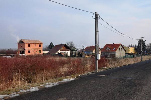 Srbice zažívají boom v přírůstku obyvatel, nelákají naopak Hrobčice