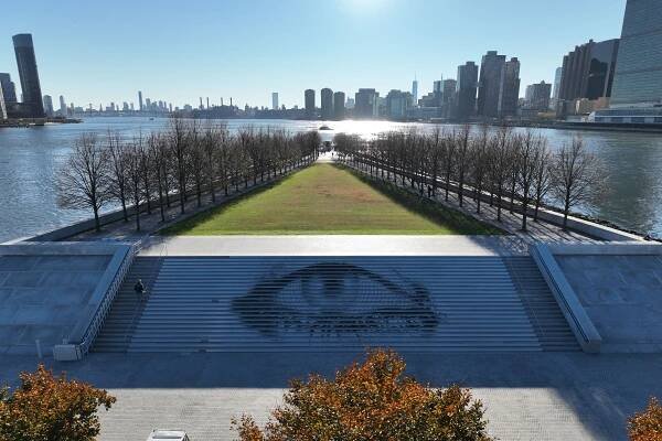 On Roosevelt Island, ‘Eyes on Iran’ Puts Political Protest in Focus