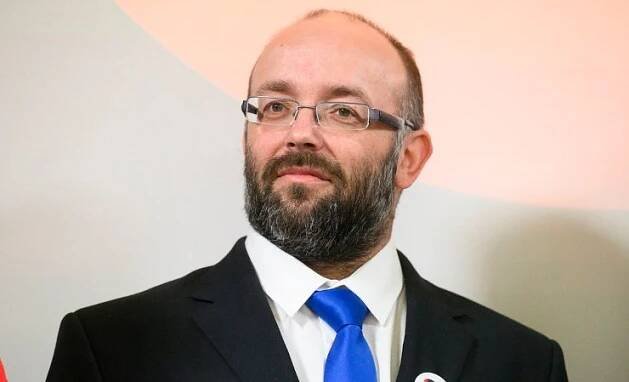 Tříprocentní beznaděj … – Nová republika