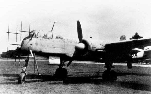 Soubor:Bundesarchiv Bild 146-1972-004-32, Heinkel He 219 als Nachtjäger.jpg – Wikipedie
