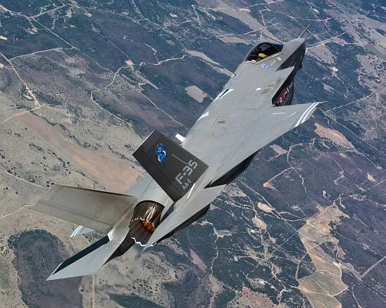 A Lockheed Martin F-35 Lightning II in flight. (Lockheed Martin)