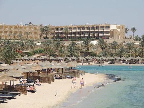 Royal Brayka Beach Resort, Egypt od 582 Kč