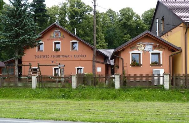 Soubor:Vojkovice, okres Frýdek Místek, minipivovar U Koníčka.JPG – Wikipedie