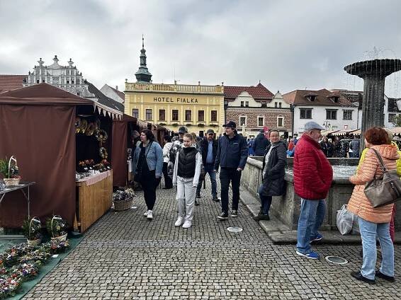 V Sušici v sobotu vrcholily farmářské trhy, k mání bylo ovoce, víno i džemy