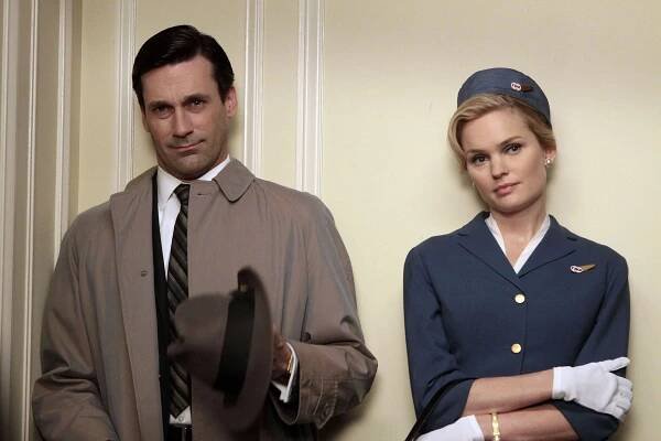 Šílenci z Manhattanu - Mimo město - Z filmu - Jon Hamm, Sunny Mabrey