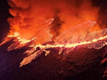 Lava and toxic gases fly after volcanic eruption in Iceland