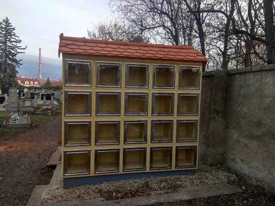 Kolumbárium - umělý pískovec - ART-PRESS - Jacek Dobeš