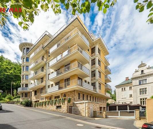 Prodej Byt 2+kk, Svahová, Karlovy Vary
