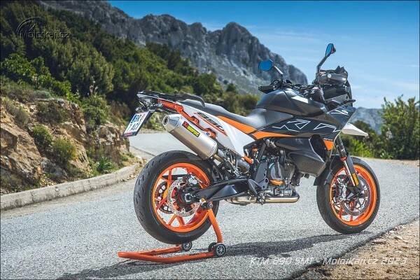 Fotogalerie KTM 890 SMT: Sportovní cesťák, nebo cestovní sporťák? | Motorkáři.cz