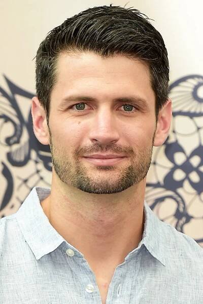 James Lafferty herec
