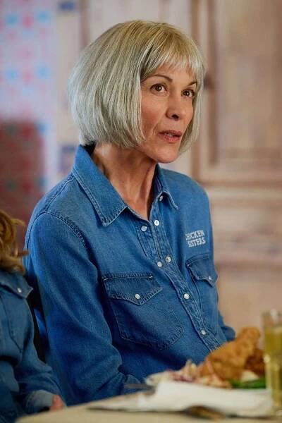 The Chicken Sisters Wendie Malick