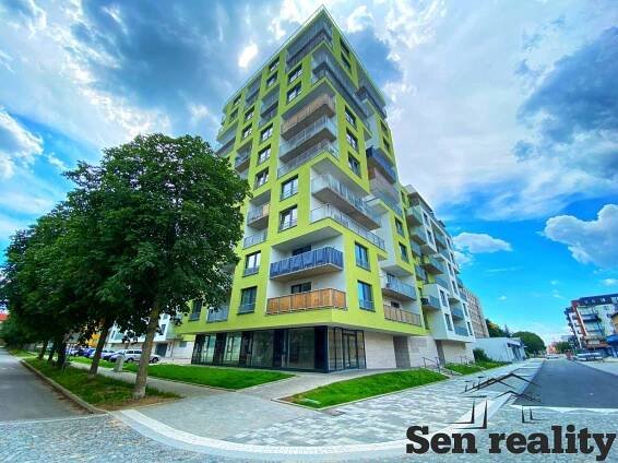 PRONÁJEM bytu 1+kk, Na Spravedlnosti, Pardubice, 8 500 Kč