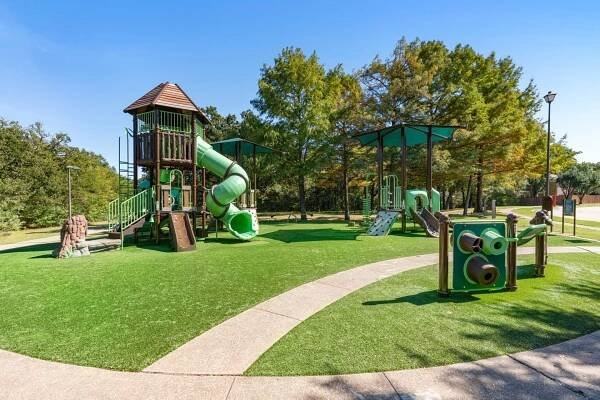 webuildfun turnkey commercial playgrounds solutions 