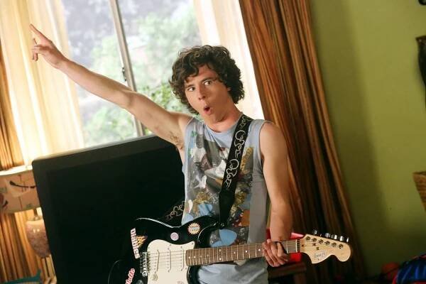 Průměrňákovi - Dolarobraní - Z filmu - Charlie McDermott