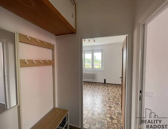 Pronájem bytu 3+1 s balkonem a klimatizací v Jihlavě, nájem bytu 3+1 balkon, klimatizace, Jihlava