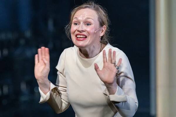 Anja Schneider (Schauspielerin)