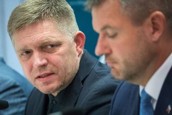 Vojna v Smere sa začala. Pellegrini sa teší z podpory a Fico zúri
