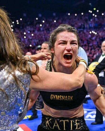 Katie Taylor Vs Amanda Serrano - The Dead Rabbit