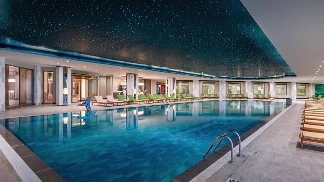 Pools / Aquapark / Beach - Activities & Entertainment - Delphin Palace
