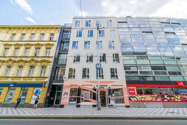 Kancelářské prostory s terasou na Arbesově náměstí