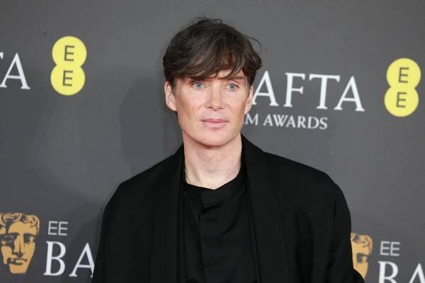 Oppenheimer vážil 52 kilo. Cillian Murphy musel pro roli radikálně zhubnout a zdravě to nebylo