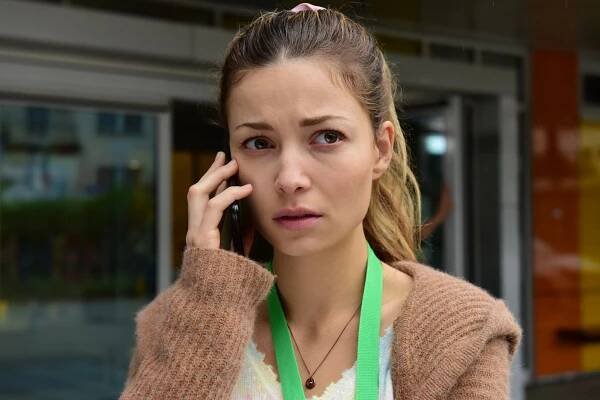 München Mord - Das Kamel und die Blume - Z filmu - Lena Meckel