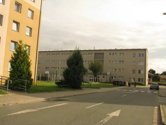 Městské byty v Kolíně nutně potřebují opravy, některé střechy jsou jak síto
