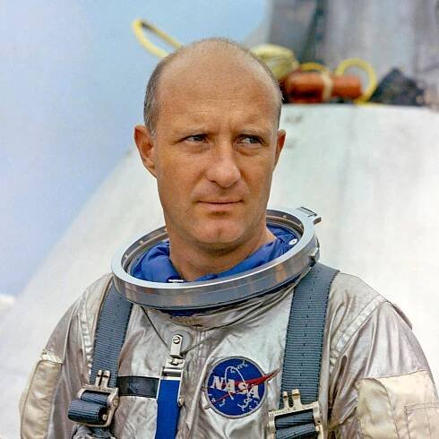 Thomas Stafford, 93, Commander of First U.S.-Soviet Space Mission, Dies