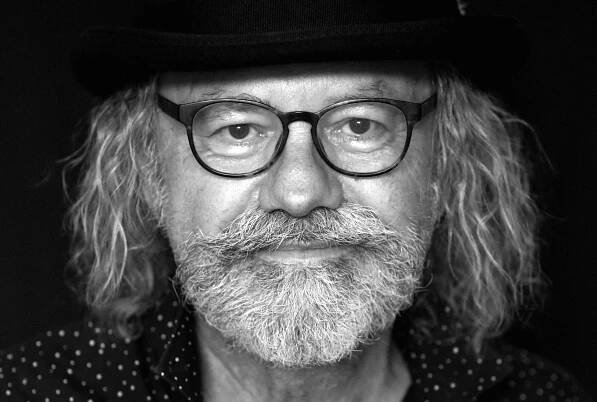 Český hudobník Ondřej Hejma si k sedemdesiatke doprial Dáreček - oKulture.sk