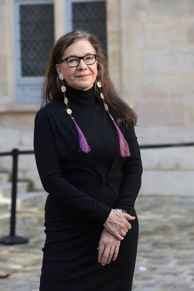 Louise Erdrich Reads Karen Russell