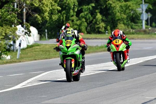 FOTO: Motocyklový závodník Patrik Horák z Moravan je mistrem republiky