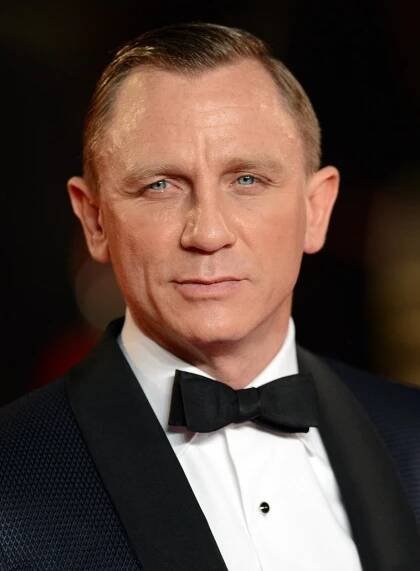 Originální studie: James Bond je alkoholik!