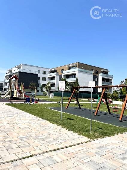 AG reality I SUPER PONUKA- NA PREDAJ  NOVOSTAVBA GREEN VILLAGE - zariadený  3i. byt na Orechovej ul.