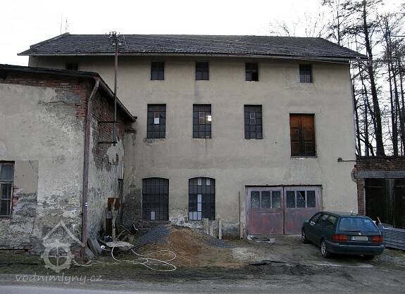 mlýn ve Smrčí - nový | Vodnimlyny.cz