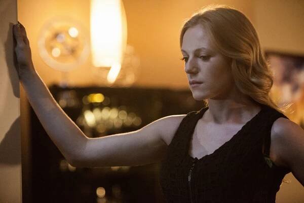 Dallas - Playing Chicken - Z filmu - Emma Bell