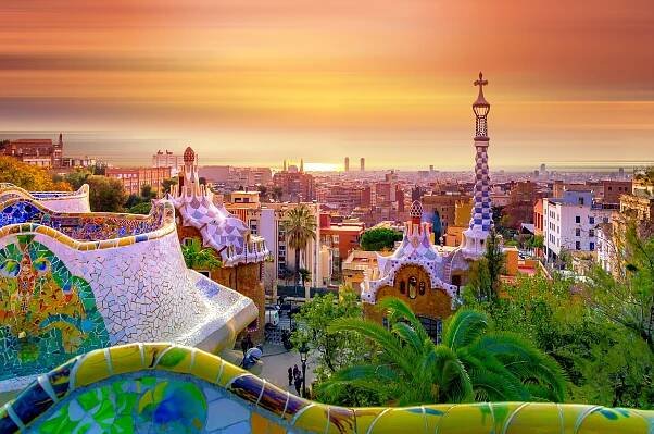 Barcelona po stopách Gaudího: od legendárnej Sagrada Familia po čarovný Park Güell