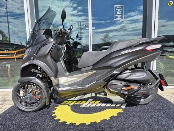 Piaggio MP3 Exclusive 530 E5