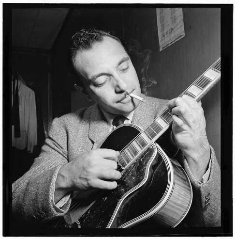 :: Gypsy Swing - Gypsy Jazz : Kontakt : Swingin' 4 Django ::