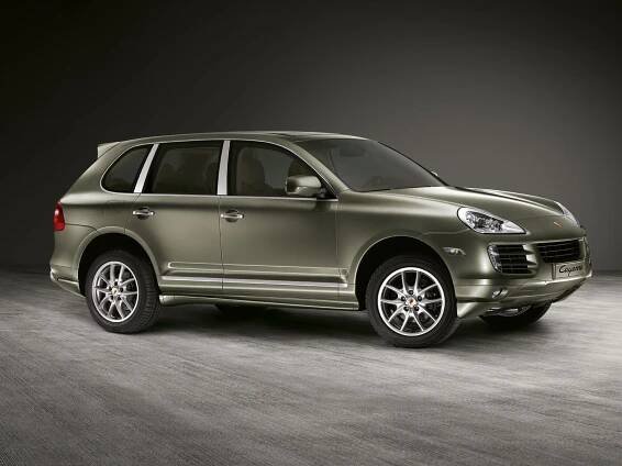 Porsche Inter Auto CZ prezentuje druhou generaci sportovně–terénního vozu – nový Cayenne znamená vyšší výkon a nižší spotřebu
