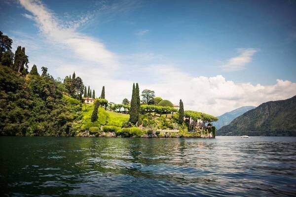 Wedding and portrait photographer specializing in Lake Garda and Lake Como, Italy. Destination weddings and elopements at Lago di Garda and Lago di Como - www.sergeyusik.com