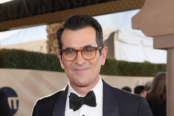 LOS ANGELES, CA - JANUARY 29: Actor Ty Burrell attends the 23rd Annual Screen Actors Guild Awards at The Shrine Expo Hall on January 29, 2017 in Los Angeles, California.  (Photo by Neilson Barnard/Getty Images)