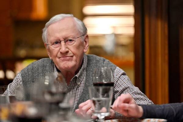 Len Cariou in 'Blue Bloods' - 'Forgive Us Our Trespasses'